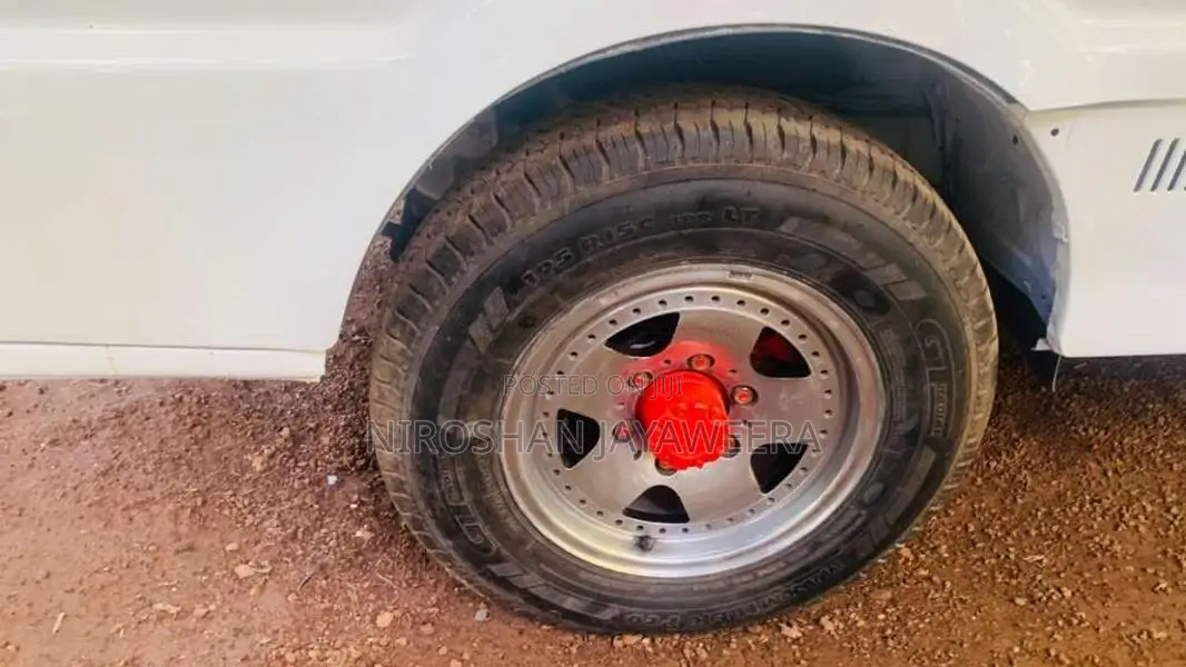 Nissan Vanette 1998 Van (Used)