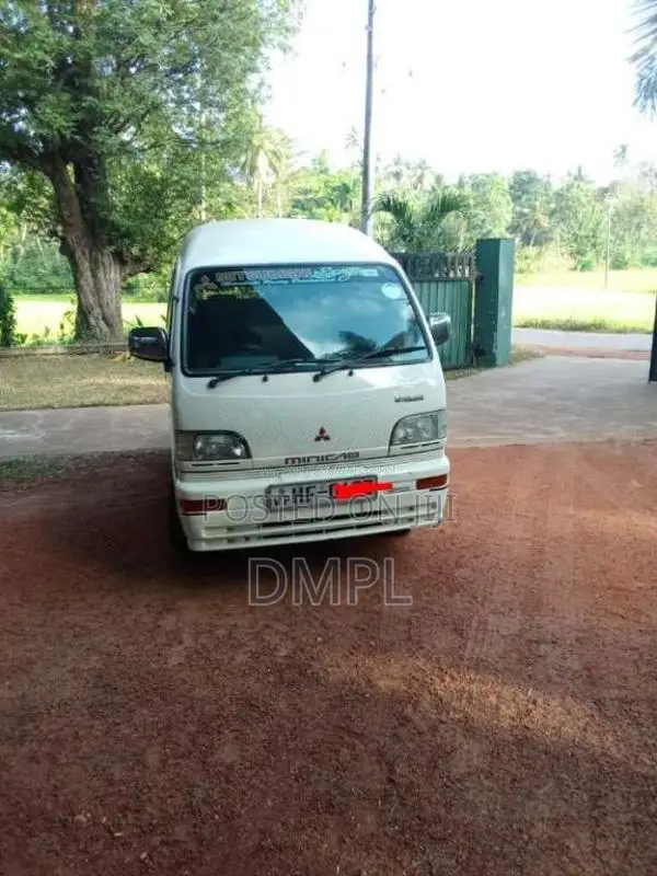 Mitsubishi MiniCab 1999 Van (Used)
