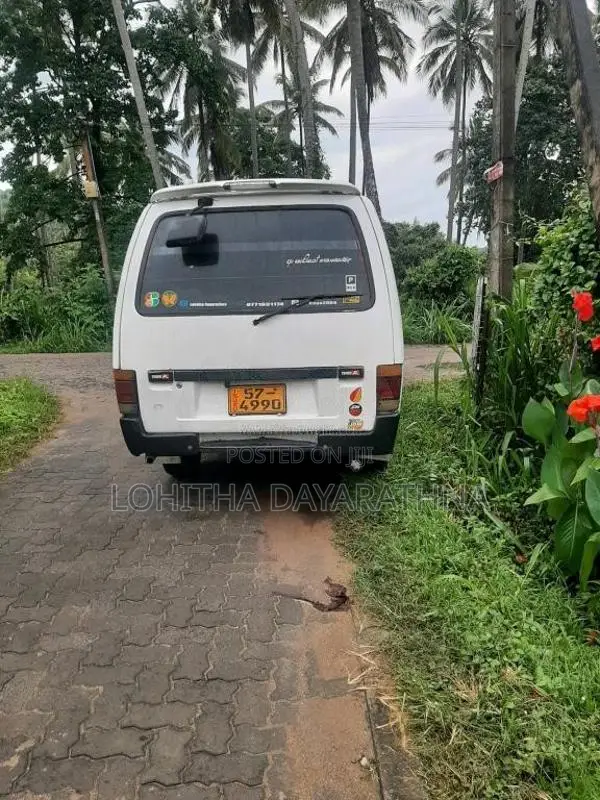 Isuzu Fargo 1987 Van (Used)