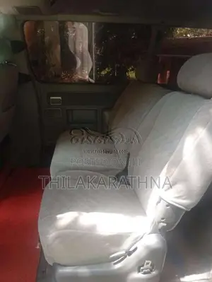 Toyota Regius 2003 Van (Used)