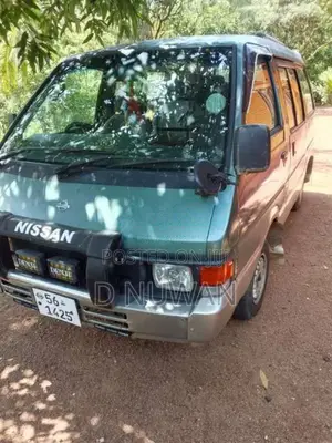 Nissan Largo 1990 Van (Used)