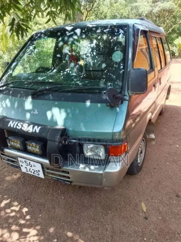 Nissan Largo 1990 Van (Used)