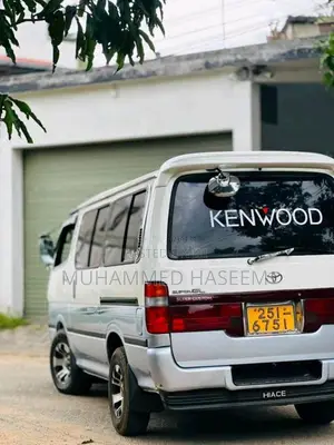 Toyota Hiace 103 1994 Van (Used)