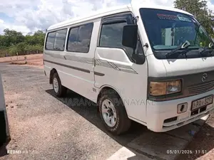 Mazda Brawny 2000 Van (Used)