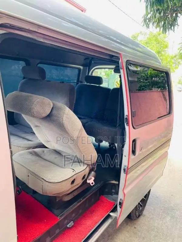 Mazda Bongo 2007 Van (Used)