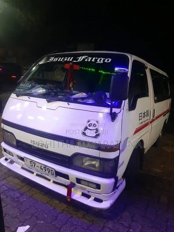 Isuzu Fargo 1987 Van (Used)