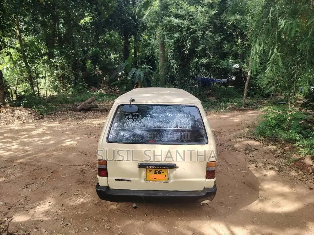 Toyota Townace 1991 Van (Used)