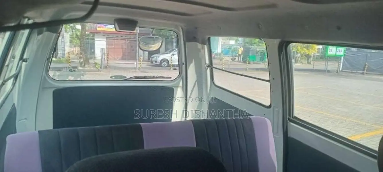 Toyota Cr41 1998 Van (Used)