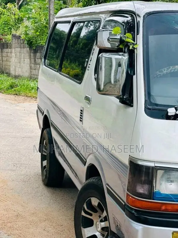 Toyota Hiace 103 1994 Van (Used)