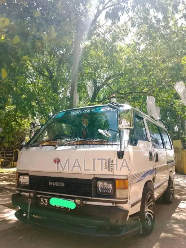Toyota Shell 1988 Van (Used)