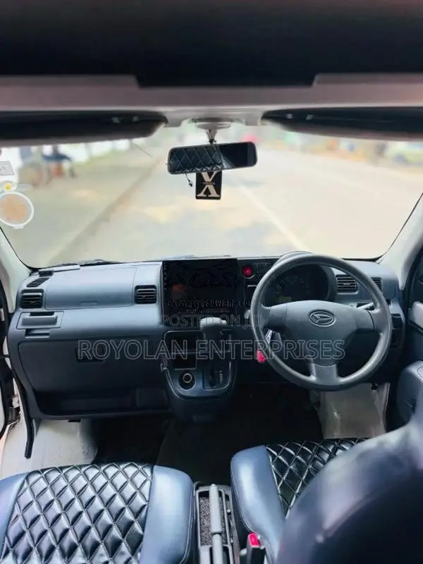 Daihatsu Hijet 2016 Van (Used)