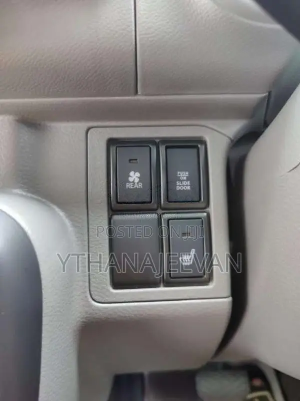 Suzuki DA17 2025 Van (Used)