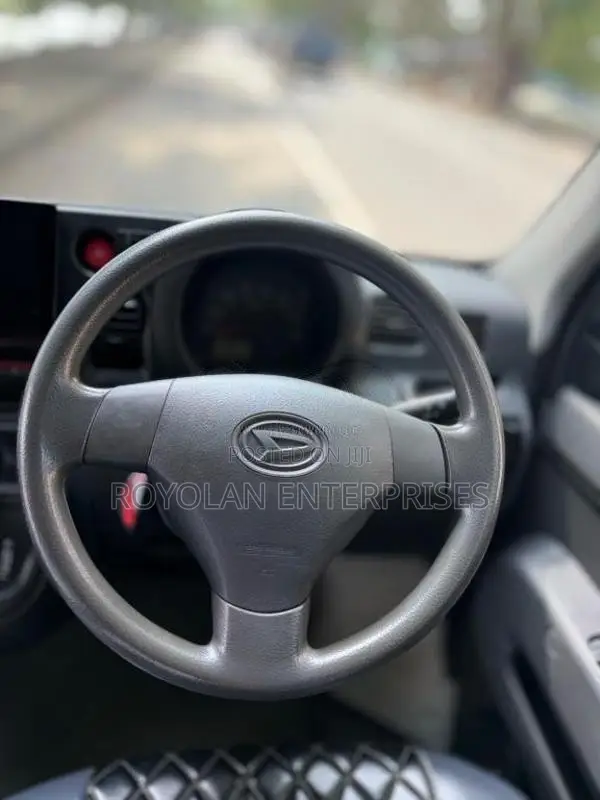 Daihatsu Hijet 2016 Van (Used)