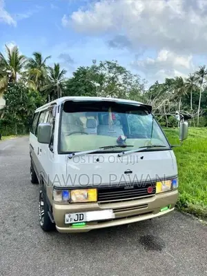 Nissan Caravan E24 1999 Van (Used)