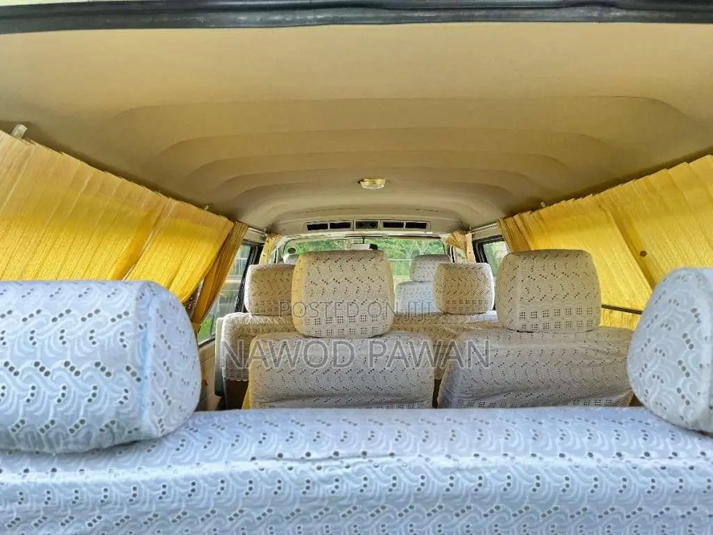 Nissan Caravan E24 1999 Van (Used)