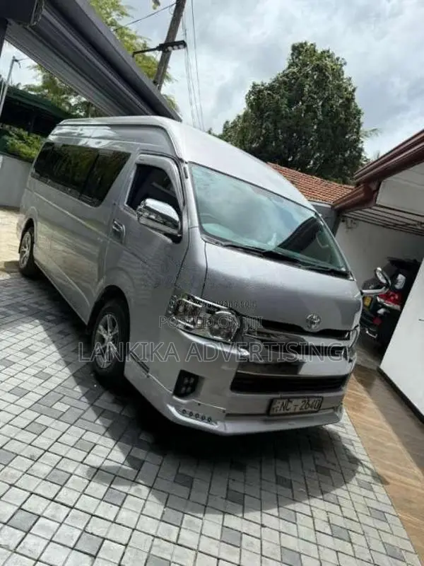 Toyota Kdh High Roof 2010 Van (Used)