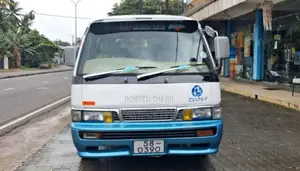 Nissan Caravan VRGE24 1993 Van (Used)
