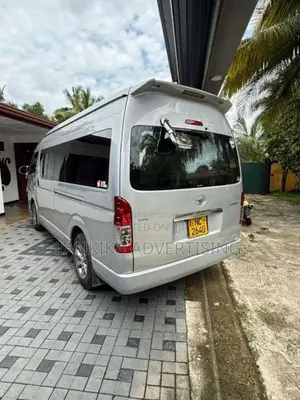 Toyota Kdh High Roof 2010 Van (Used)