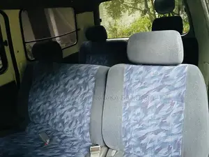 Toyota NOAH KR42 2004 Van (Used)