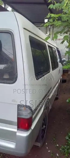 Nissan Vanette 1999 Van (Used)