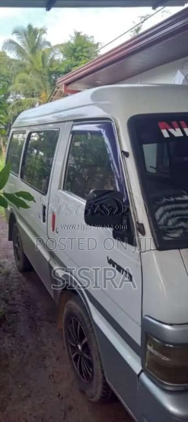 Nissan Vanette 1999 Van (Used)