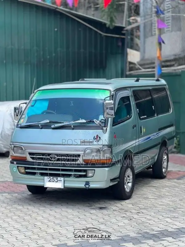 Toyota Dolphin Super GL 1994 Van (Used)