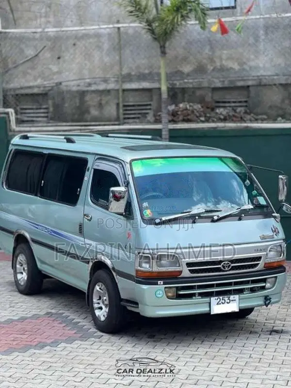 Toyota Dolphin Super GL 1994 Van (Used)