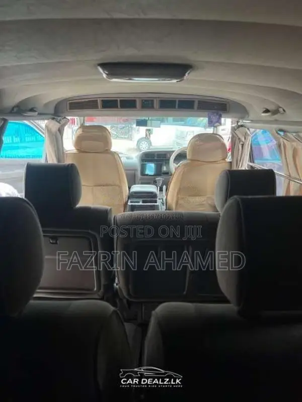 Toyota Dolphin Super GL 1994 Van (Used)