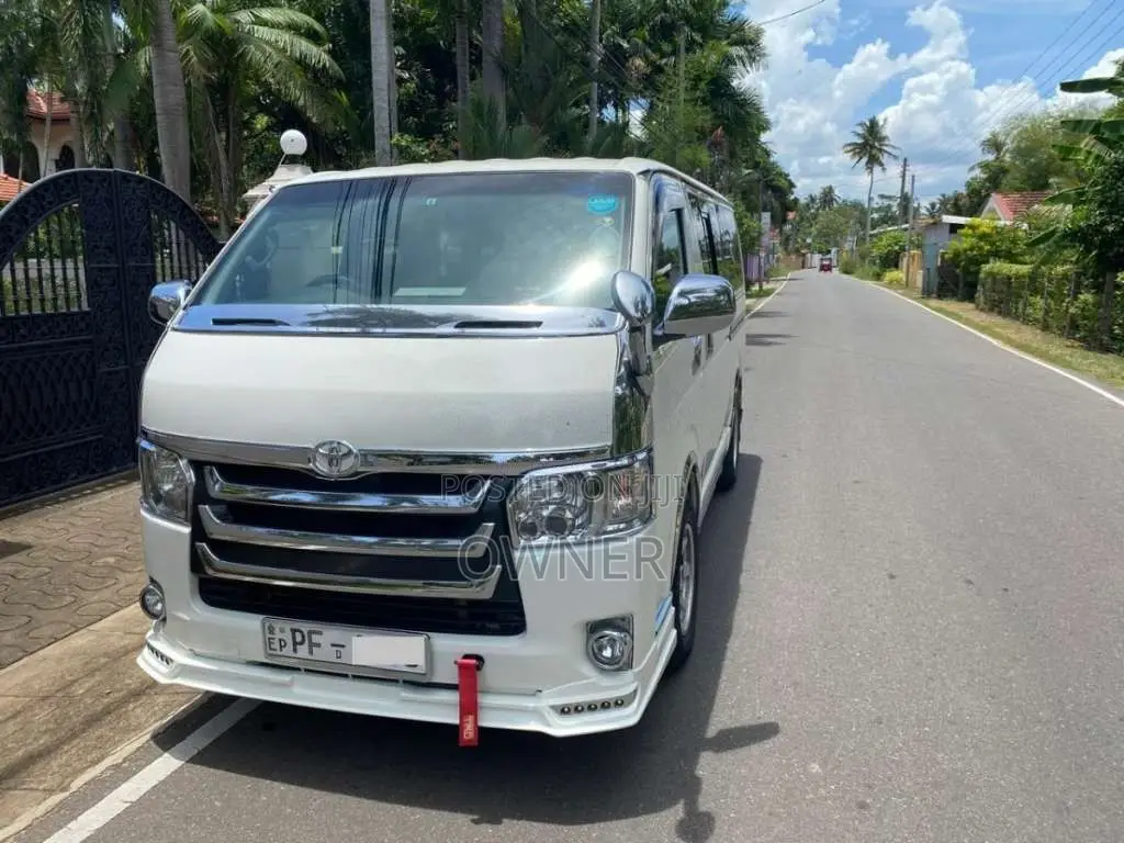 Toyota KDH Super GL 200 2007 Van (Used)
