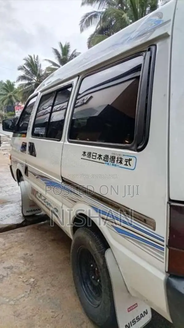 Nissan Vanette 1989 Van (Used)
