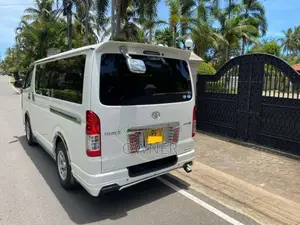Toyota KDH Super GL 200 2007 Van (Used)