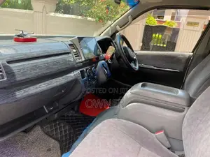 Toyota KDH Super GL 200 2007 Van (Used)