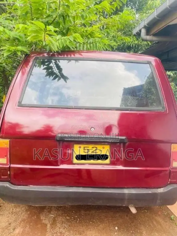 Mitsubishi L300 1980 Van (Used)
