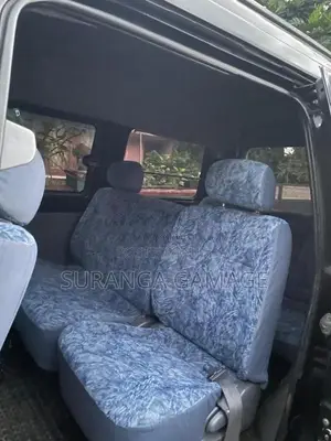 Toyota Noah KR42 2002 Van (Used)
