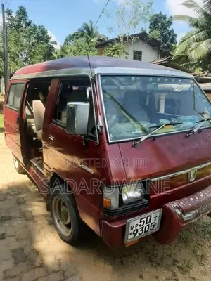 Mitsubishi L300 1984 Van (Used)
