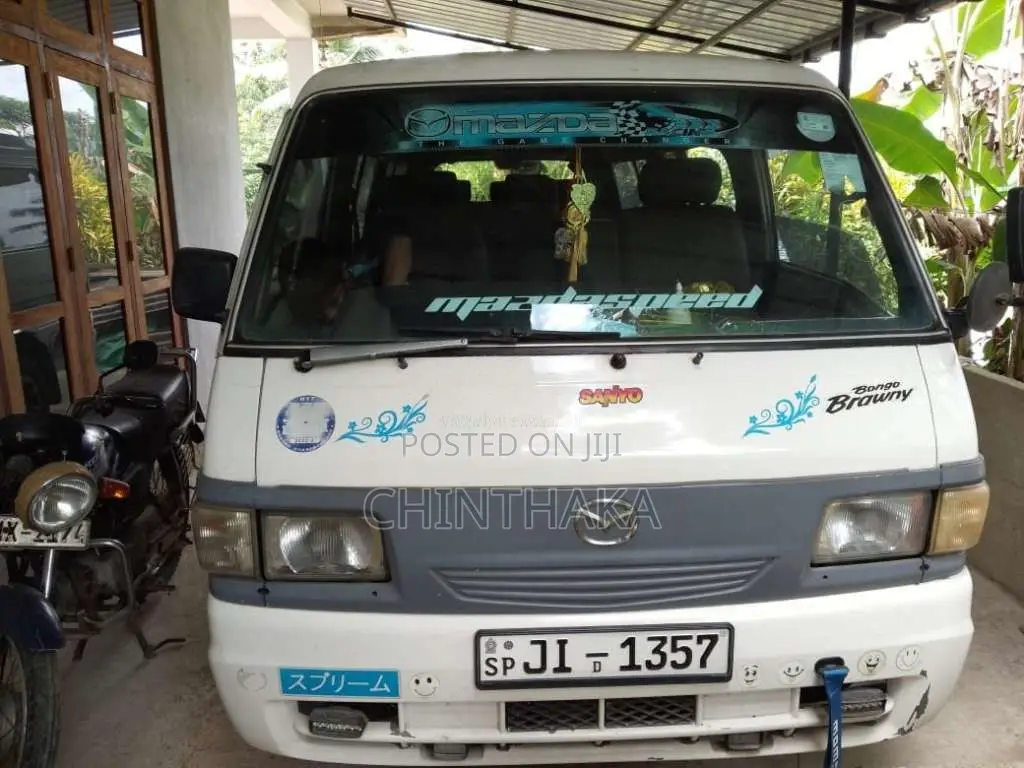 Mazda Brawny 1999 Van (Used)