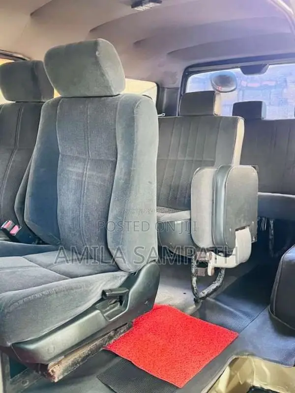 Nissan Caravan 1994 Van (Used)