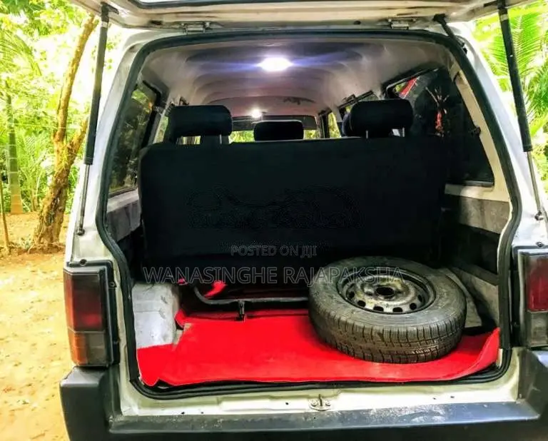 Nissan Vanette 1991 Van (Used)