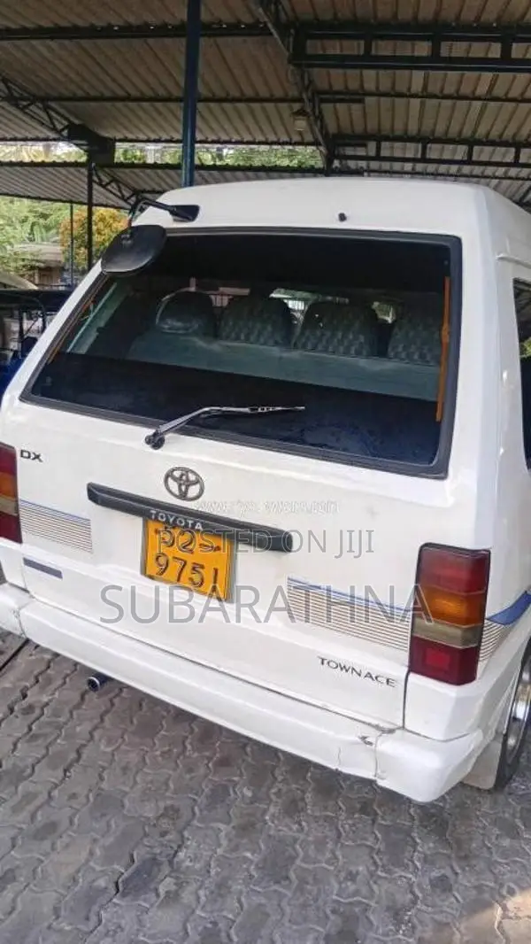Toyota Townace 1988 Van (Used)