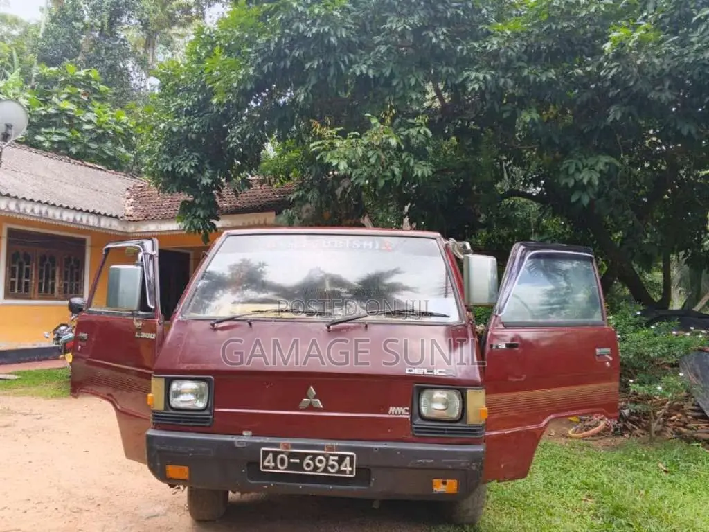 Mitsubishi L300 1985 Van (Used)