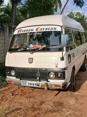 Nissan Vrg23 1981 Van (Used)