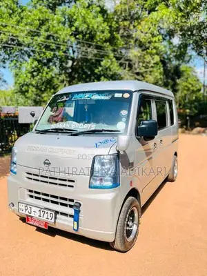 Nissan DA 64 2018 Van (Used)
