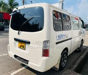Nissan Caravan E25 2009 Van (Used)