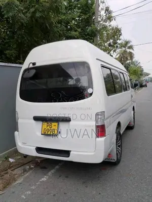 Nissan E25 2002 Van (Used)