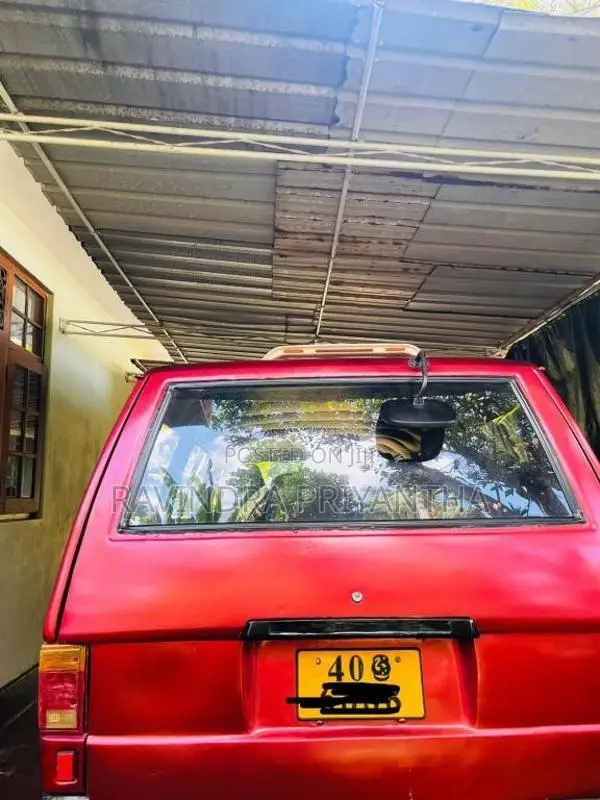 Mitsubishi L300 1985 Van (Used)