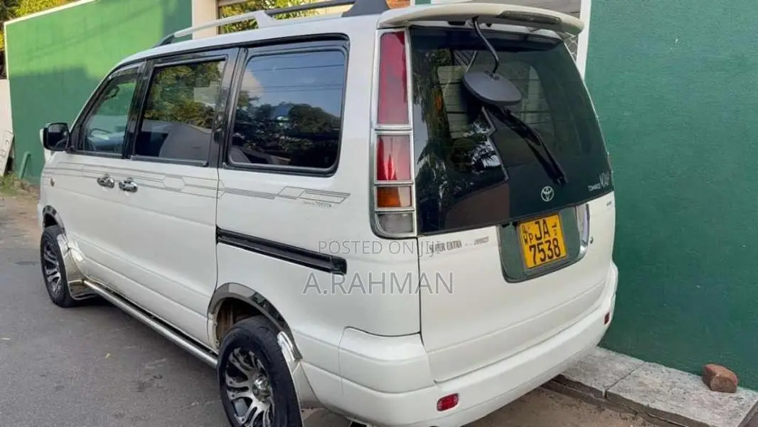 Toyota TownAce Cr 52 Noah 1999 Van (Used)