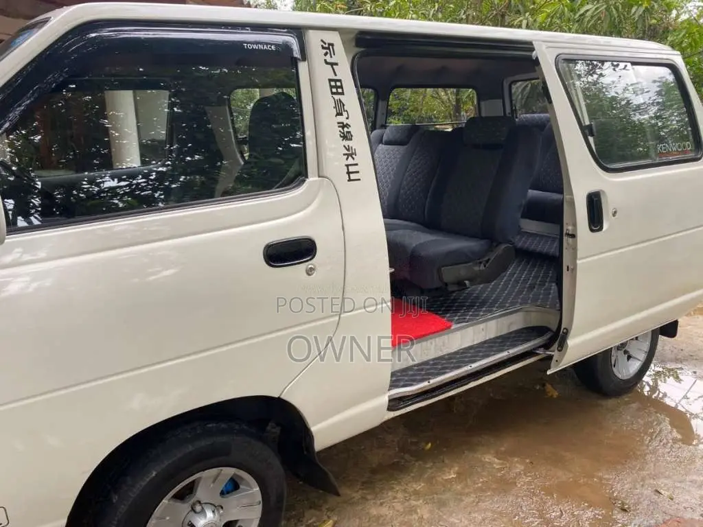 Toyota TownAce 1992 Van (Used)