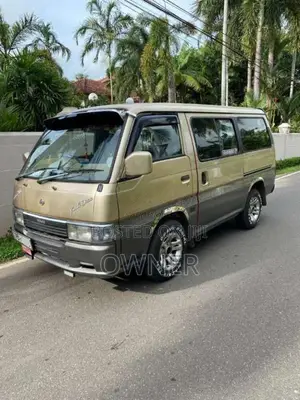 Nissan Caravan 1999 Van (Used)