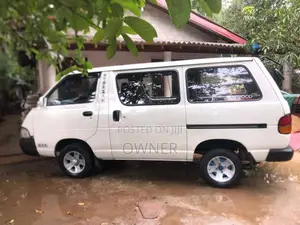 Toyota TownAce 1992 Van (Used)