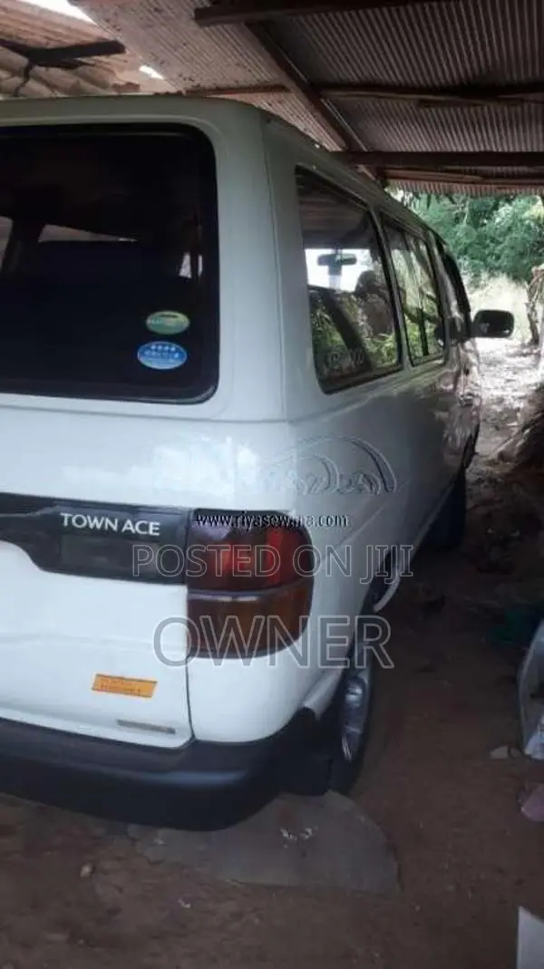 Toyota TownAce 1992 Van (Used)